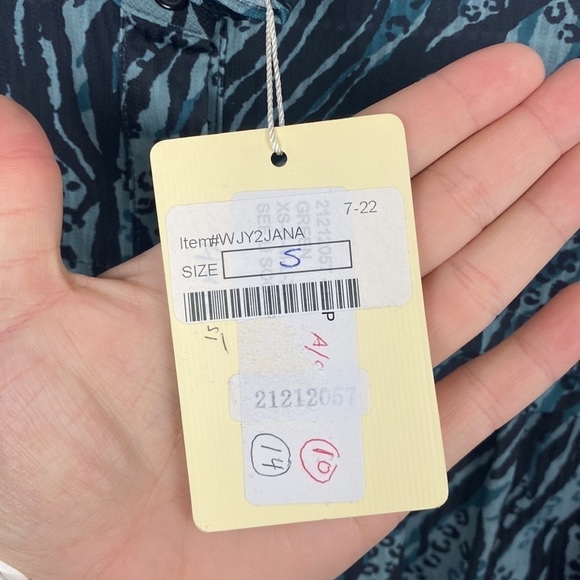 Anthropologie See U Soon Green Black Animal Print Blouse - Size Small - Picture 12 of 16